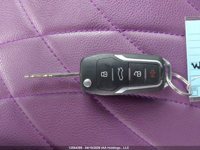 12584399 :رقم المزاد ، 2T1BU4EE1DC075245 vin ، 2013 Toyota Corolla مزاد بيع
