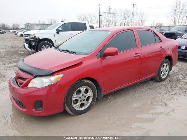 12584399 :رقم المزاد ، 2T1BU4EE1DC075245 vin ، 2013 Toyota Corolla مزاد بيع