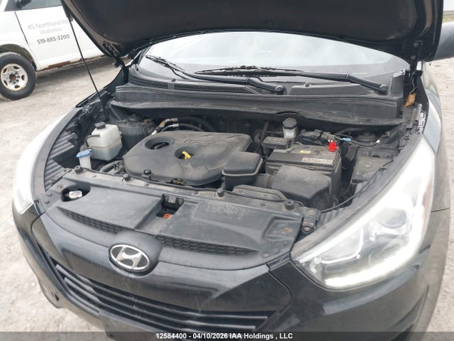 KM8JT3AF9FU068147 Hyundai TUCSON GLS