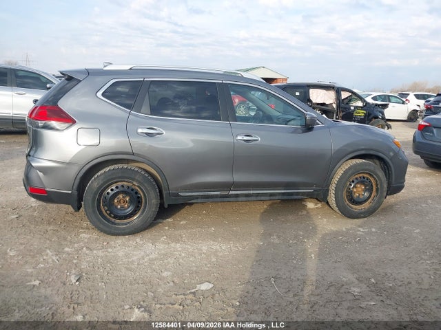 JN8AT2MV7JW320402 Nissan Rogue
