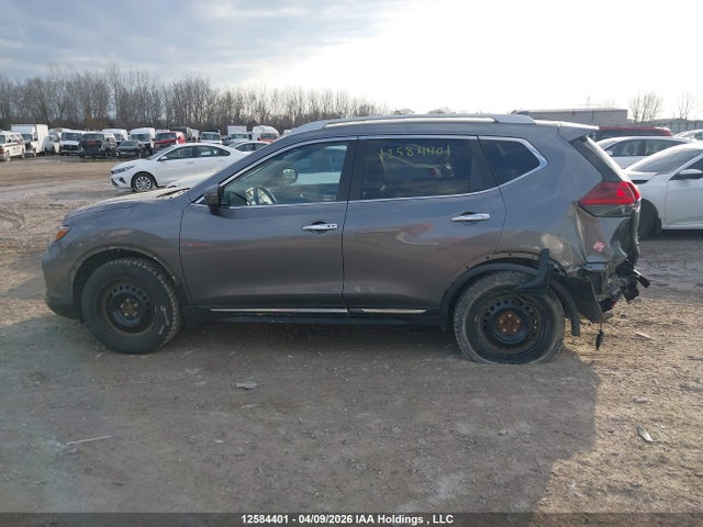JN8AT2MV7JW320402 Nissan Rogue