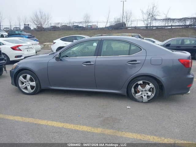 12584402 :رقم المزاد ، JTHCF5C20C2035943 vin ، 2012 Lexus Is 250 مزاد بيع