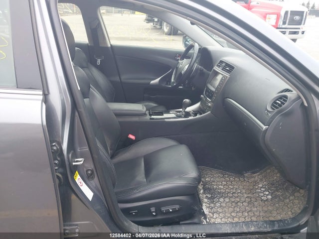 12584402 :رقم المزاد ، JTHCF5C20C2035943 vin ، 2012 Lexus Is 250 مزاد بيع