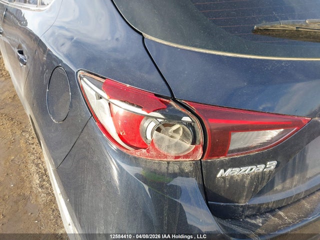 3MZBM1L70FM180997 Mazda 3 TOURING