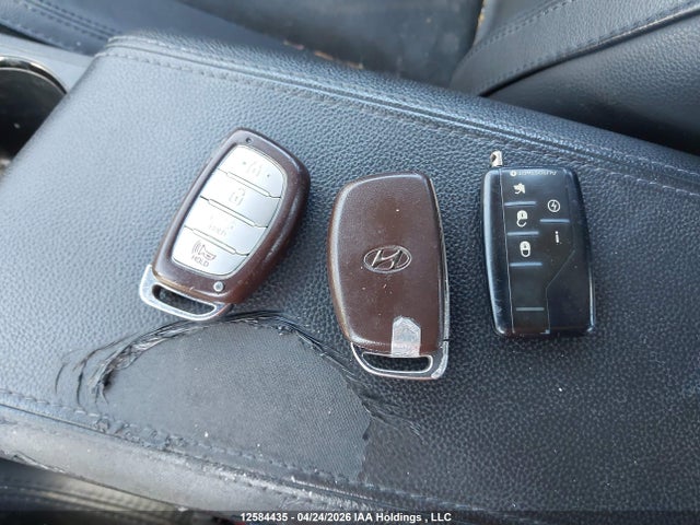 2017 Hyundai Sonata მანქანა იყიდება აუქციონზე, vin: 5NPE34AF6HH462794, აუქციონის ნომერი: 12584435