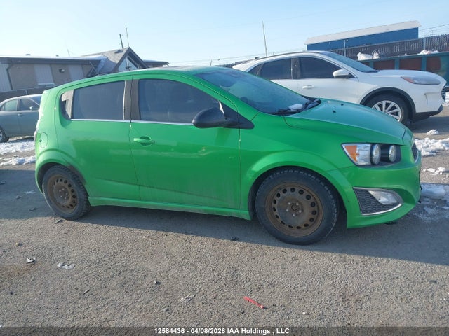 1G1JG6SB1F4180696 Chevrolet Sonic