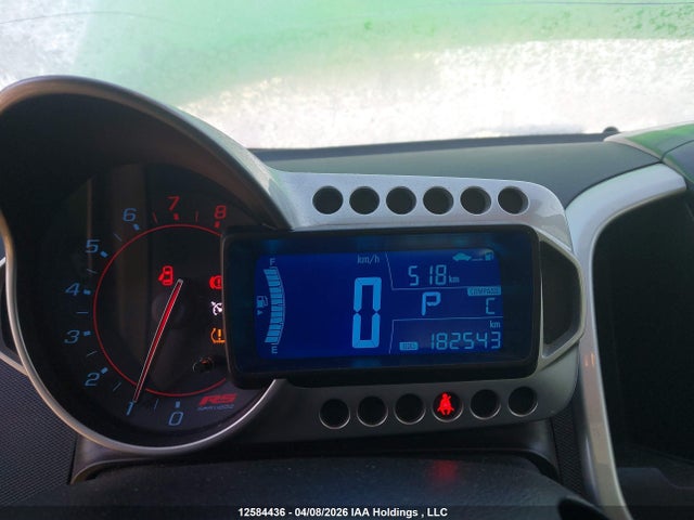 1G1JG6SB1F4180696 Chevrolet Sonic