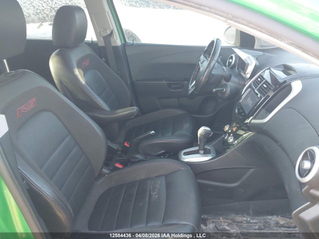 1G1JG6SB1F4180696 Chevrolet Sonic