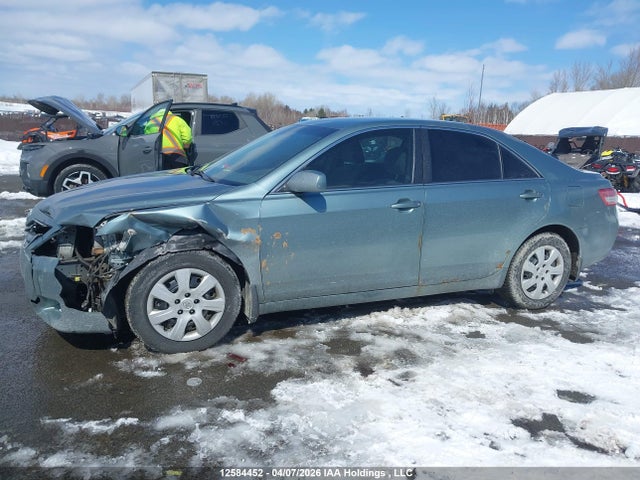 2010 Toyota Camry Le მანქანა იყიდება აუქციონზე, vin: 4T1BF3EKXAU505956, აუქციონის ნომერი: 12584452