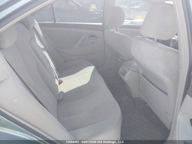 2010 Toyota Camry Le მანქანა იყიდება აუქციონზე, vin: 4T1BF3EKXAU505956, აუქციონის ნომერი: 12584452