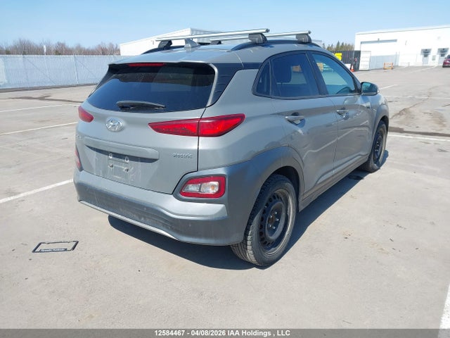 KM8K23AG8MU119327 Hyundai Kona Sel