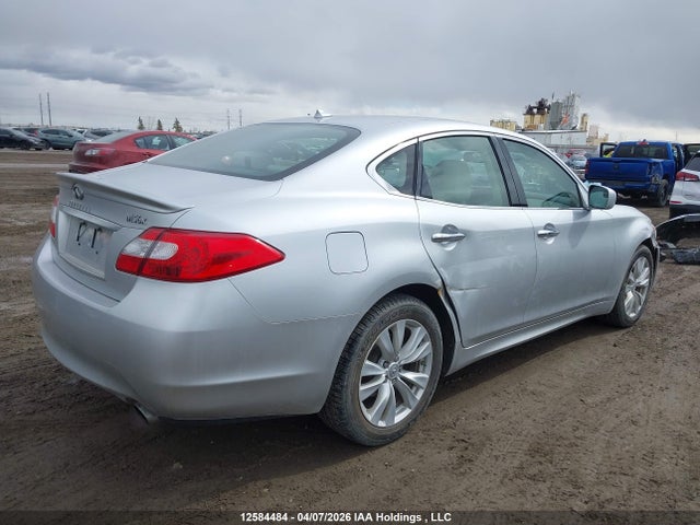12584484 :رقم المزاد ، JN1AY1ARXBM570537 vin ، 2011 Infiniti M56x مزاد بيع