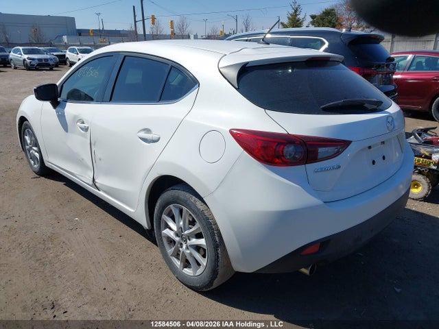 3MZBM1L76GM304899 Mazda Mazda3 Gs