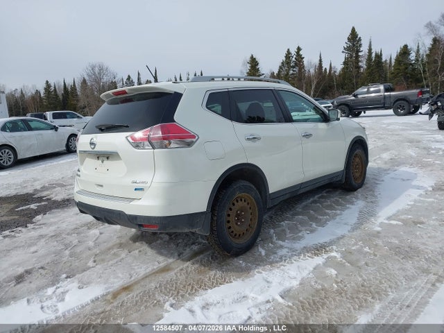 Продажа на аукционе авто 2015 Nissan Rogue S/sl/sv, vin: 5N1AT2MV9FC922170, номер лота: 12584507