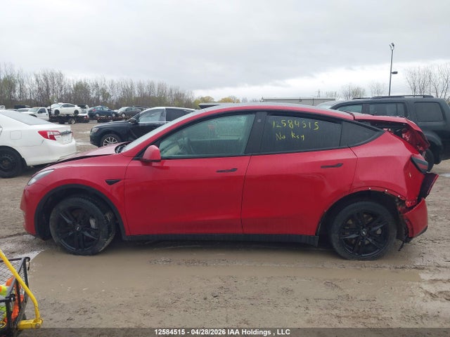 5YJYGDEE8MF182130 Tesla Model Y Long Range