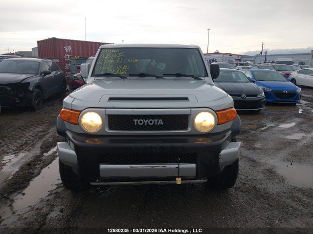 12580235 :رقم المزاد ، JTEBU11F48K044827 vin ، 2008 Toyota Fj Cruiser مزاد بيع