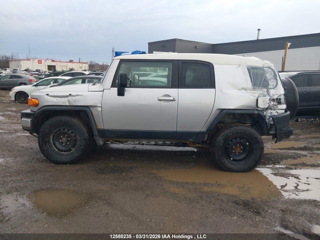 12580235 :رقم المزاد ، JTEBU11F48K044827 vin ، 2008 Toyota Fj Cruiser مزاد بيع