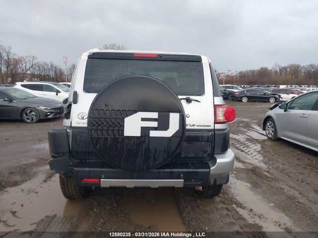 12580235 :رقم المزاد ، JTEBU11F48K044827 vin ، 2008 Toyota Fj Cruiser مزاد بيع