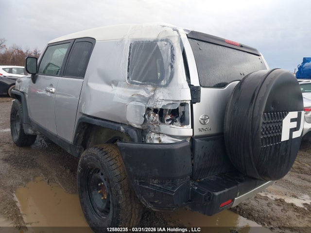 12580235 :رقم المزاد ، JTEBU11F48K044827 vin ، 2008 Toyota Fj Cruiser مزاد بيع