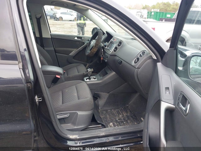 12584575 :رقم المزاد ، WVGBV7AXXAW512874 vin ، 2010 Volkswagen Tiguan 2.0 Tsi Comfortline/2.0 Tsi Highline/2.0 Tsi Trendline مزاد بيع