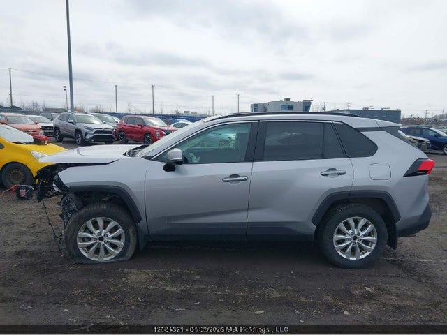 2T3R1RFV6RC477165 Toyota Rav4 Xle