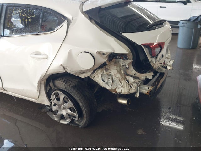 3MZBM1L70FM214999 Mazda Mazda3 Gs