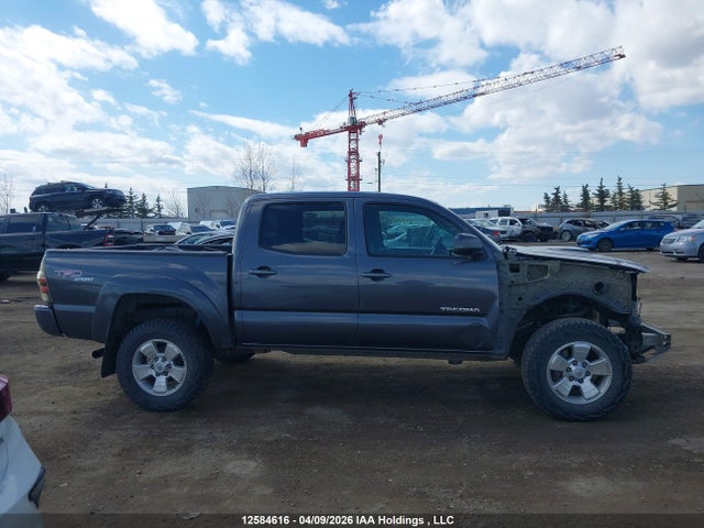 Продажа на аукционе авто 2011 Toyota Tacoma V6, vin: 5TFLU4EN1BX010737, номер лота: 12584616
