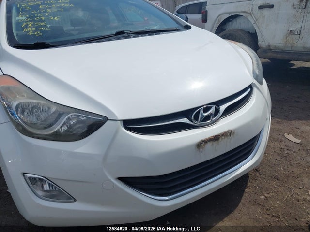Продажа на аукционе авто 2013 Hyundai Elantra Gls, vin: 5NPDH4AE2DH217859, номер лота: 12584620