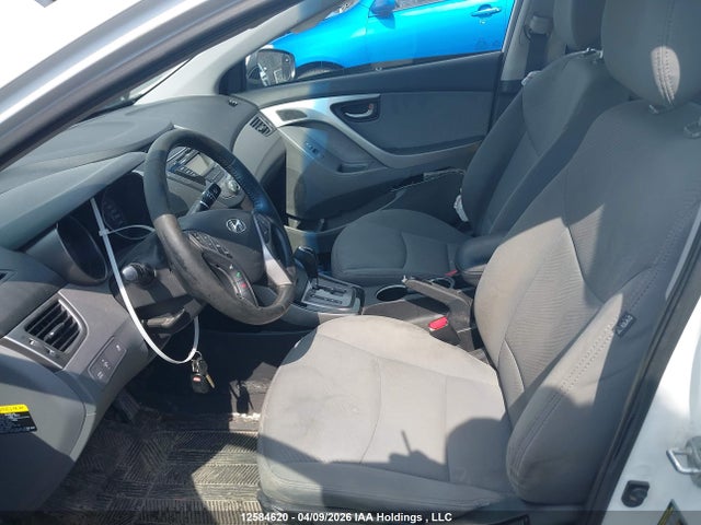 Продажа на аукционе авто 2013 Hyundai Elantra Gls, vin: 5NPDH4AE2DH217859, номер лота: 12584620