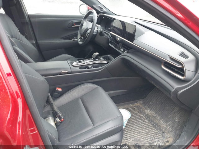 12584636 :رقم المزاد ، JTDAAAAF2S3032587 vin ، 2025 Toyota Crown Limited مزاد بيع