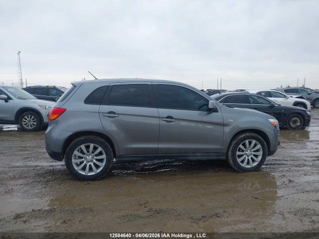 4A4AJ3AU0EE601559 Mitsubishi RVR SE