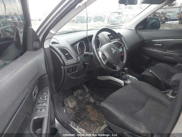 4A4AJ3AU0EE601559 Mitsubishi RVR SE