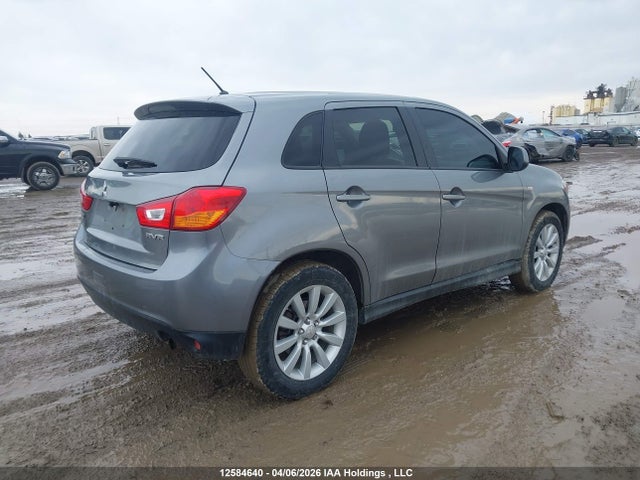 4A4AJ3AU0EE601559 Mitsubishi RVR SE
