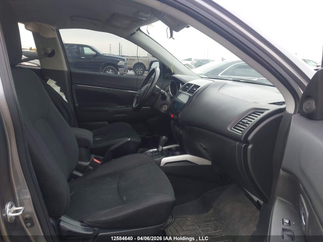 4A4AJ3AU0EE601559 Mitsubishi RVR SE