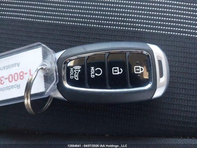 KMHRC8A34SU380912 Hyundai Venue Sel/limited