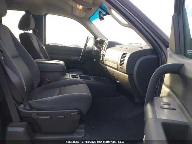 Продаж на аукціоні авто 2008 Gmc Sierra 2500hd Sle/slt/wt, vin: 1GTHK29K88E123573, номер лоту: 12584645