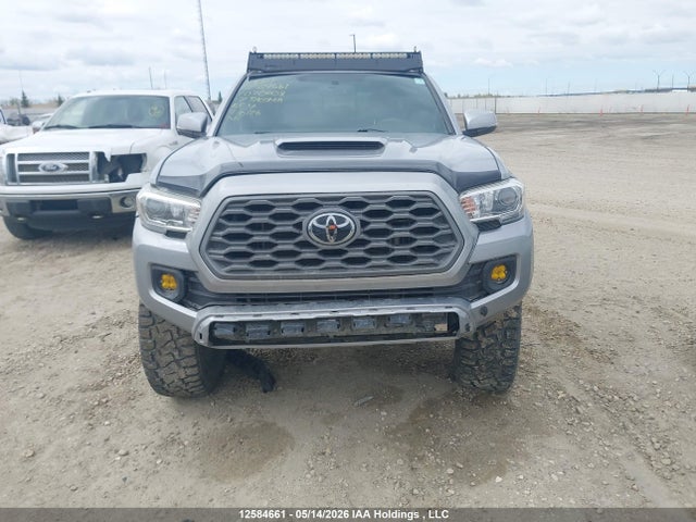 5TFCZ5AN8HX070603 Toyota Tacoma Dbl Cab/sr/trdspt/or/pro