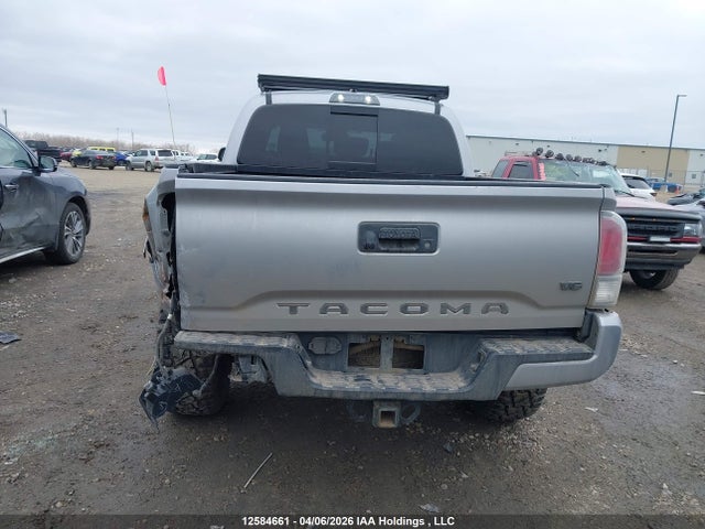 5TFCZ5AN8HX070603 Toyota Tacoma Dbl Cab/sr/trdspt/or/pro