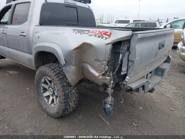 5TFCZ5AN8HX070603 Toyota Tacoma Dbl Cab/sr/trdspt/or/pro