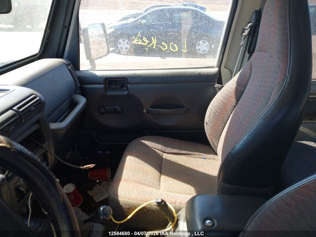2000 Jeep Tj Sport მანქანა იყიდება აუქციონზე, vin: 1J4FA49S4YP776311, აუქციონის ნომერი: 12584680