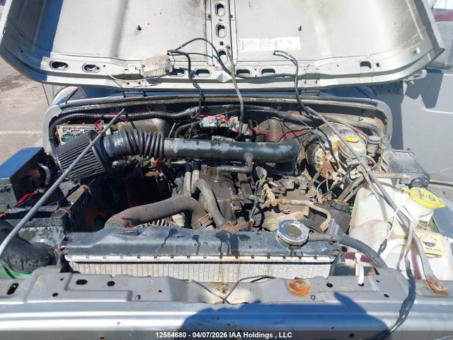 2000 Jeep Tj Sport მანქანა იყიდება აუქციონზე, vin: 1J4FA49S4YP776311, აუქციონის ნომერი: 12584680