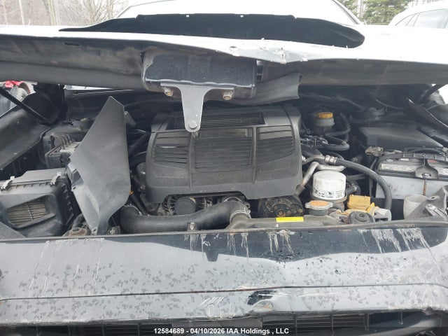 JF1VA1L6XH9813982 Subaru WRX