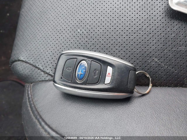 JF1VA1L6XH9813982 Subaru WRX