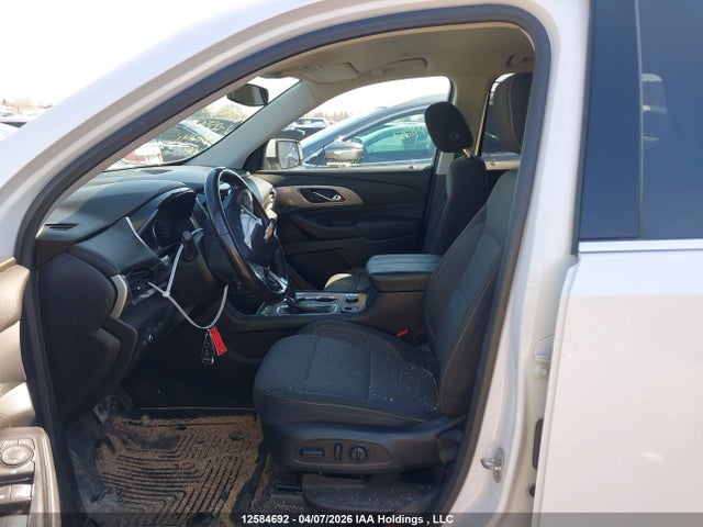 1GNEVGKW2JJ255611 Chevrolet Traverse Lt Cloth