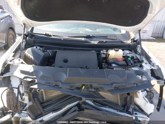 1GNEVGKW2JJ255611 Chevrolet Traverse Lt Cloth