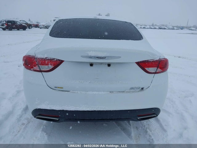 2016 Chrysler 200 S მანქანა იყიდება აუქციონზე, vin: 1C3CCCBB4GN134001, აუქციონის ნომერი: 12582292