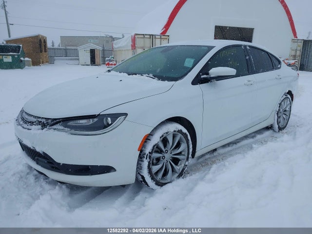 2016 Chrysler 200 S მანქანა იყიდება აუქციონზე, vin: 1C3CCCBB4GN134001, აუქციონის ნომერი: 12582292