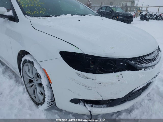 2016 Chrysler 200 S მანქანა იყიდება აუქციონზე, vin: 1C3CCCBB4GN134001, აუქციონის ნომერი: 12582292