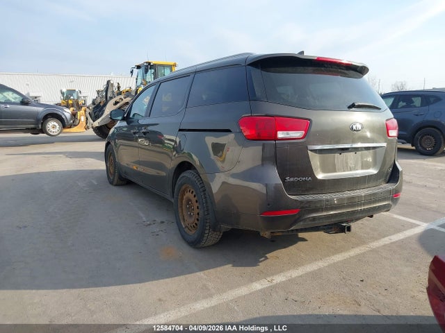 KNDMB5C16H6251384 KIA SEDONA LX