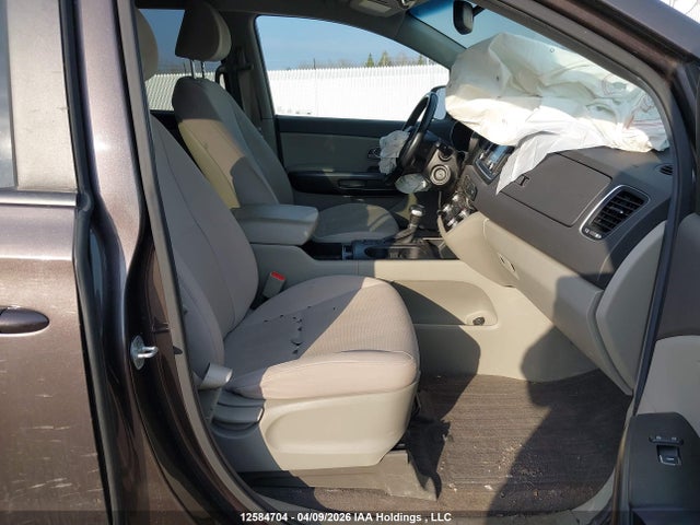 KNDMB5C16H6251384 KIA SEDONA LX